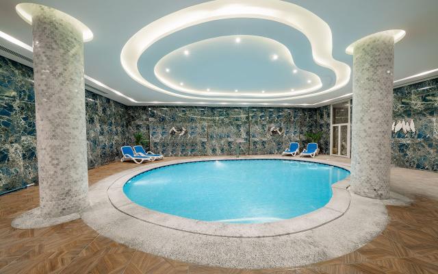 Sirena Beach Resort & Spa