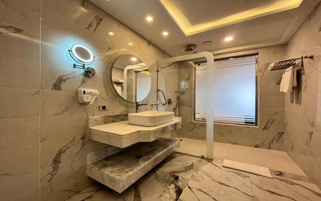 Premium Room Beach Front (Adults only +16)