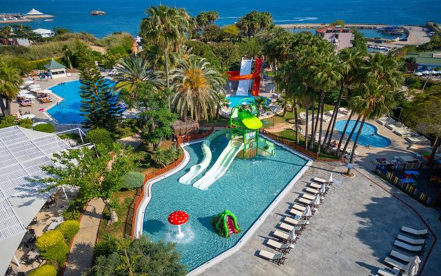 Q Aventura Park