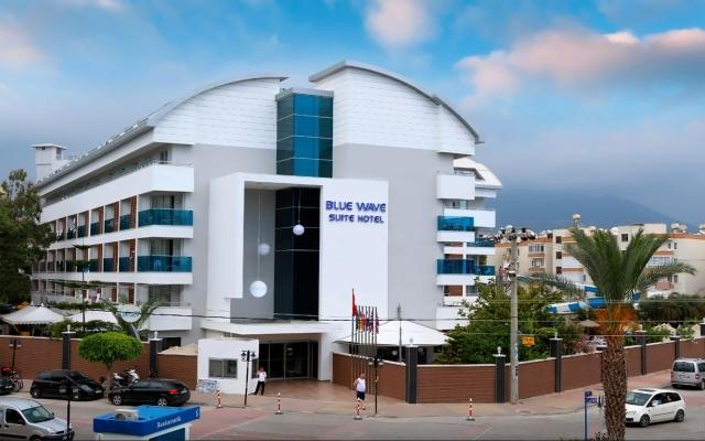 Blue Wave Suite