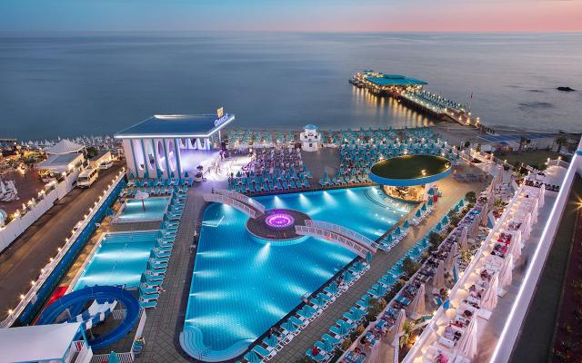 Granada Luxury Beach