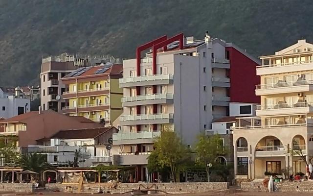 Lux Tri Ribara Apartments