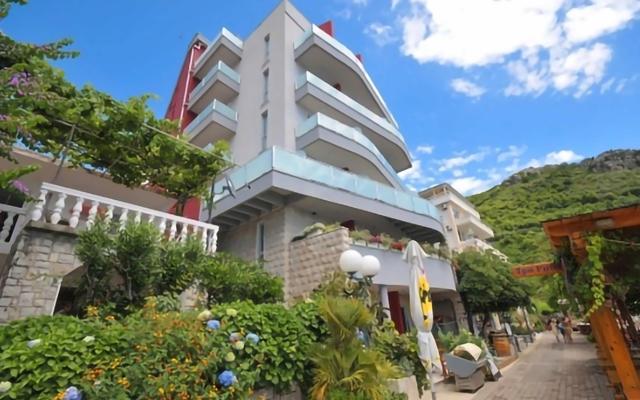 Lux Tri Ribara Apartments
