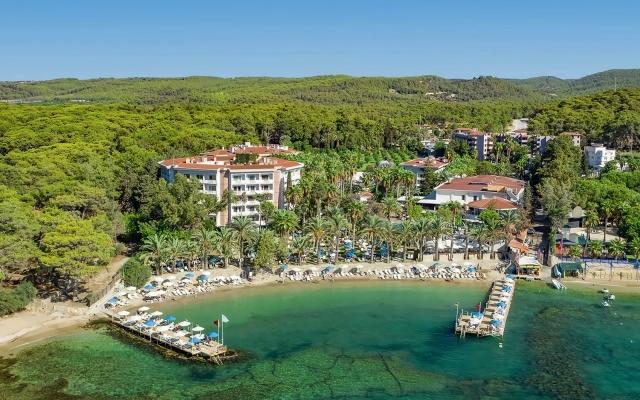 Utopia Resort & Residence