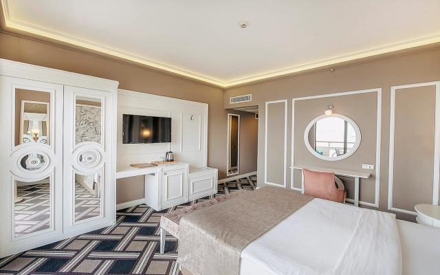 Garden View Standard Room