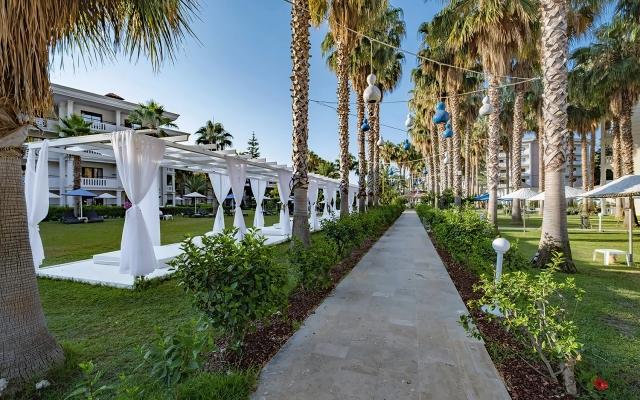 Utopia Resort & Residence