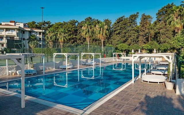 Utopia Resort & Residence