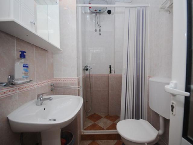 Apartment 04