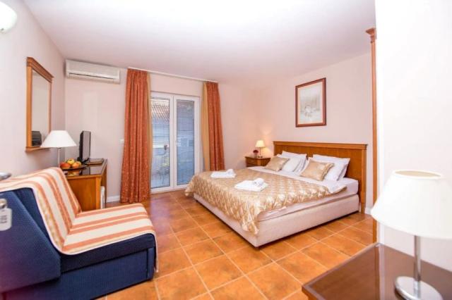 Dbl - Extra Bed