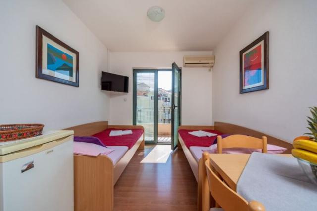 1 Bedroom Apartment 03+1