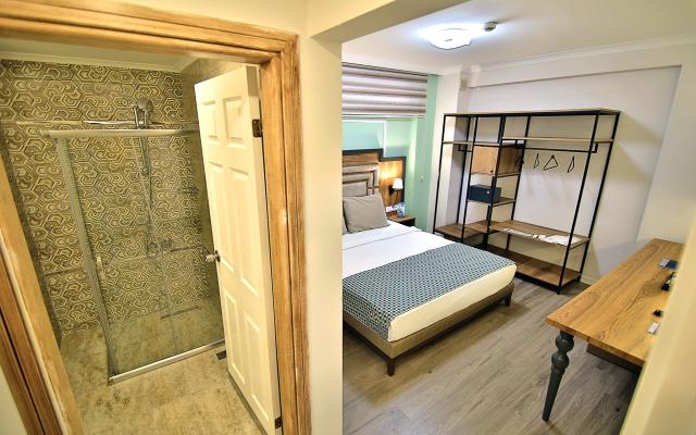 Economy Room