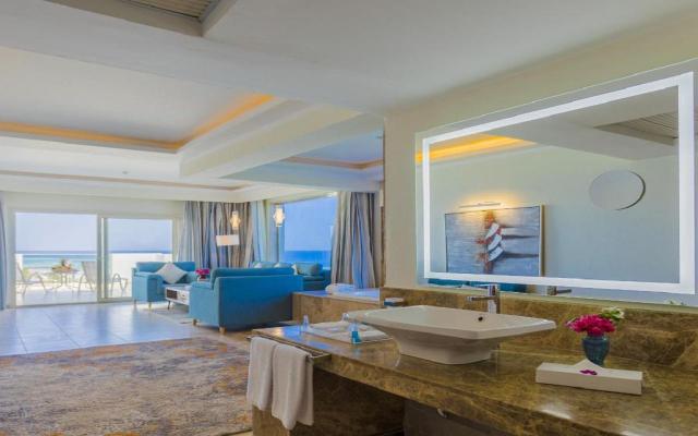 Panorama Suite (Adult Only+16)