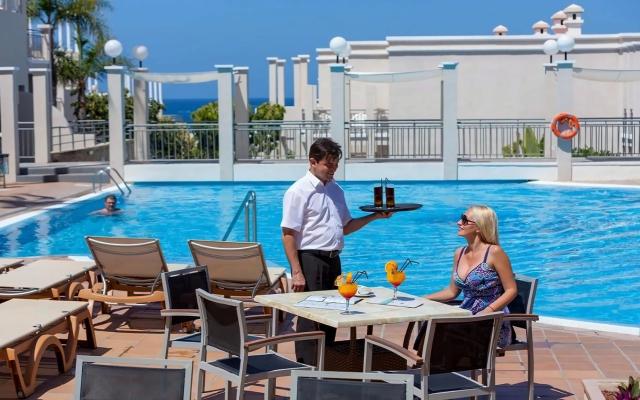 Los Olivos Beach Resort
