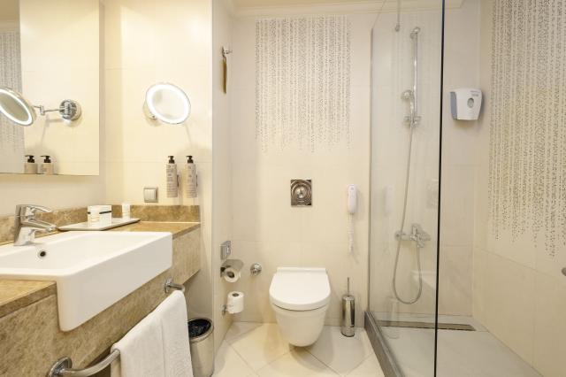Deluxe Room Side Sea