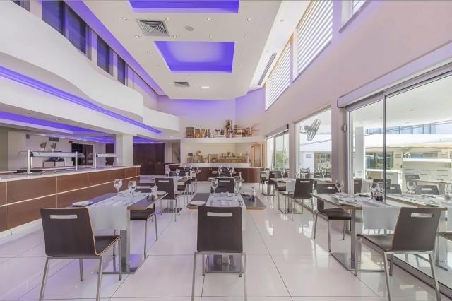 Tasia Maris Beach Hotel & Spa