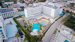 Tasia Maris Beach Hotel & Spa