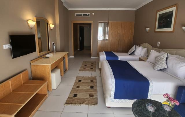 Superior Room Garden & Pool View