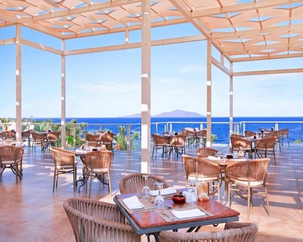 Pickalbatros Royal Grand Resort