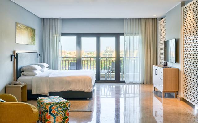 The View Suite - Adults Only +16