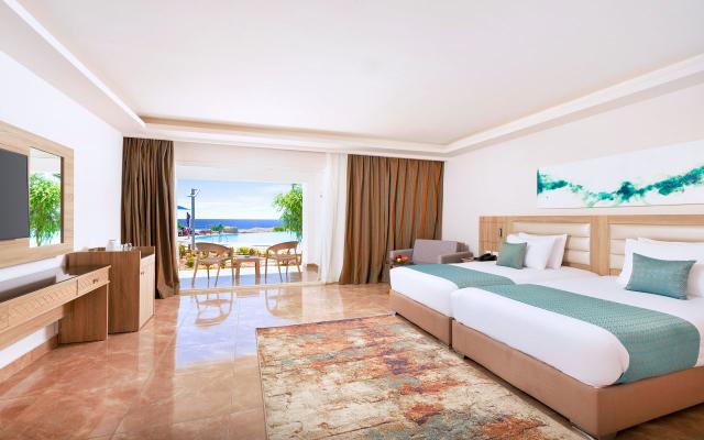Standard Sea Side View