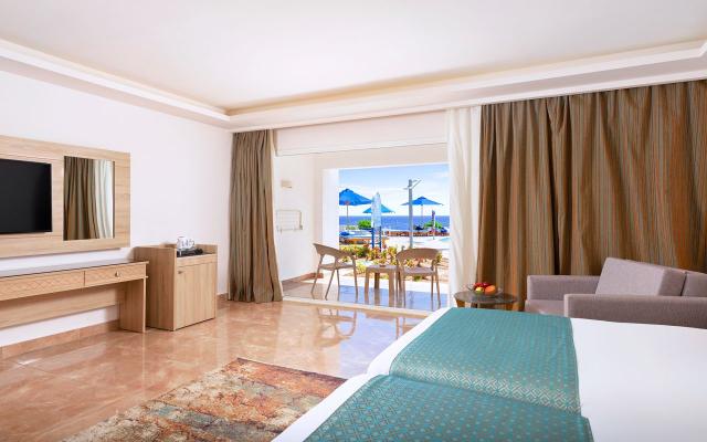 Standard Sea Side View