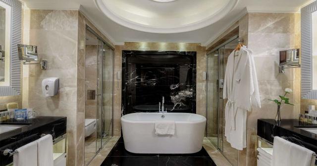 Royal Suite