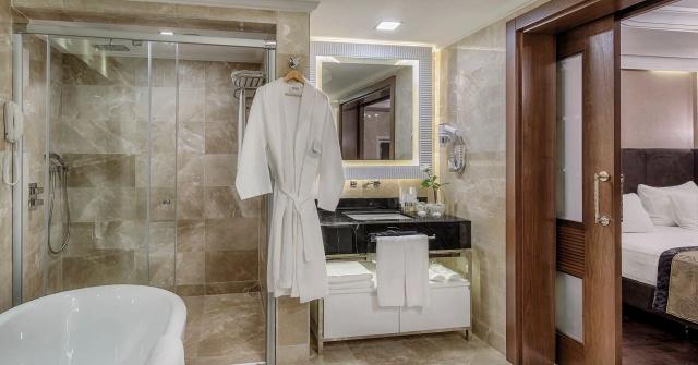 Royal Suite