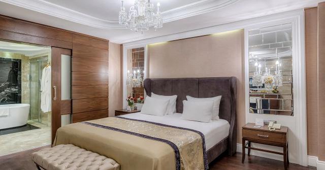Royal Suite