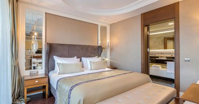 Royal Suite