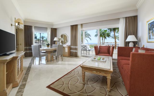 Executive Suite (2nd & 3rd Floor, Sea View)