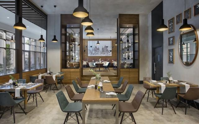 Acanthus & Cennet Barut Collection