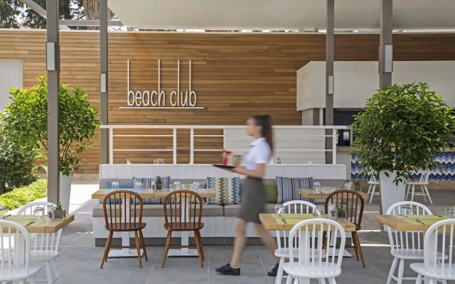 Acanthus & Cennet Barut Collection
