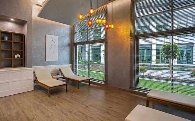 Acanthus & Cennet Barut Collection