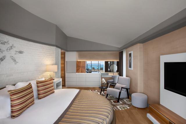 Penthouse Suite 360