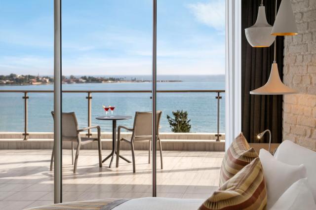 Penthouse Suite 360