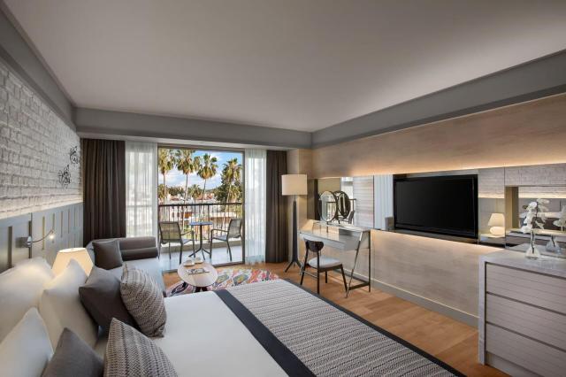Superior Room Side Sea View & Pool View