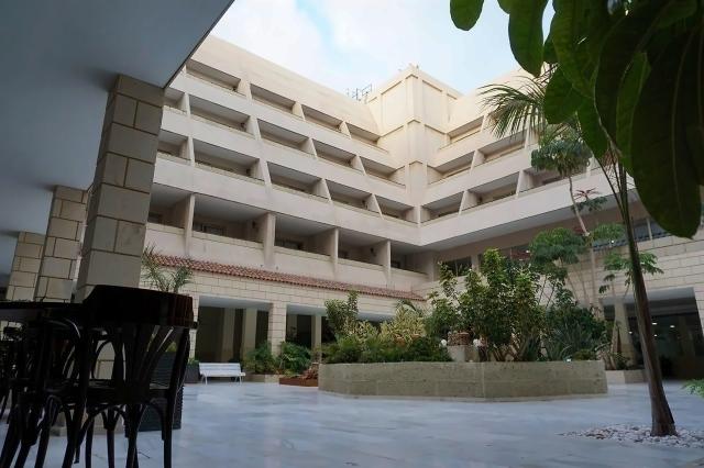 Las Piramides Resort
