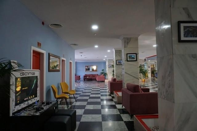 Las Piramides Resort
