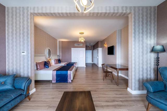 Diamond Room