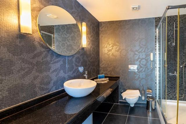 King Suite