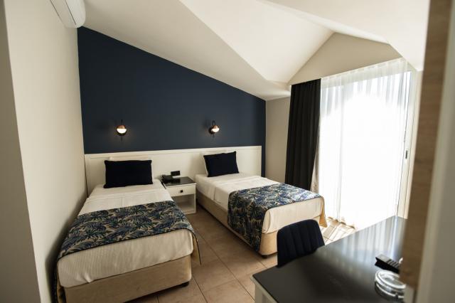 Family 2 Rooms