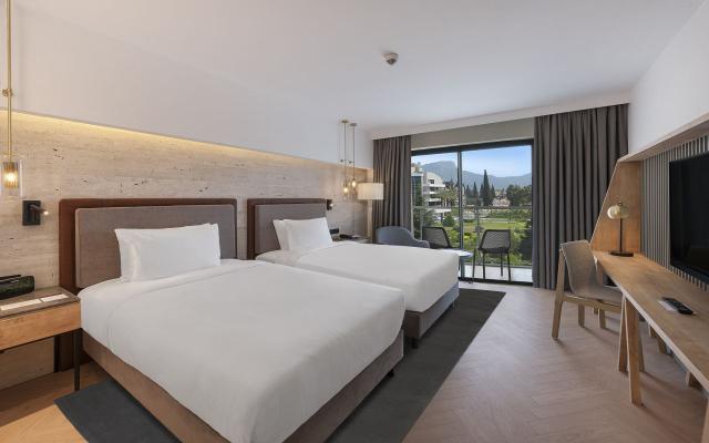 Guest Room Pool View