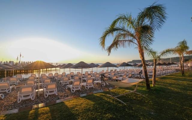 DoubleTree by Hilton Antalya-Kemer