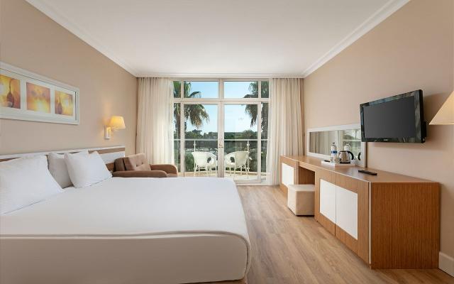 Standard Room Land View