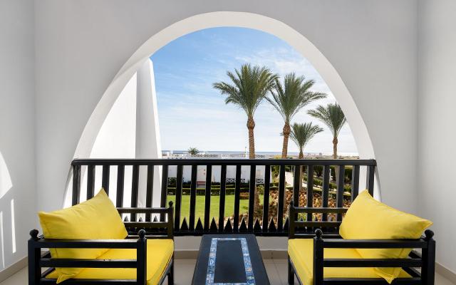 Deluxe Sea View