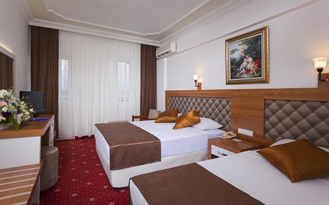 Economy Room