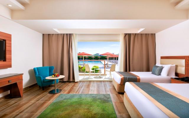 Standard Pool View Room