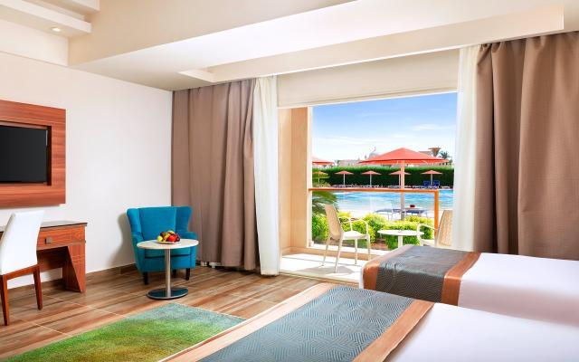 Standard Pool View Room