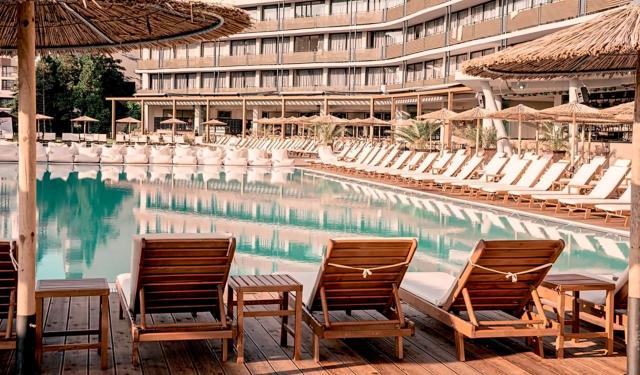 Sunny Beach Club