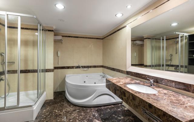 Suite Room